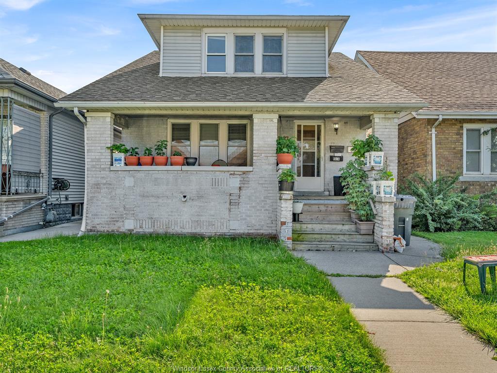 1077-moy-avenue-windsor-ontario-26011202