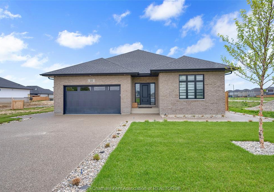 14-rosewood-crescent-chatham-ontario-26011231