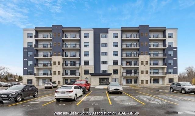3370-stella-windsor-ontario-26011251