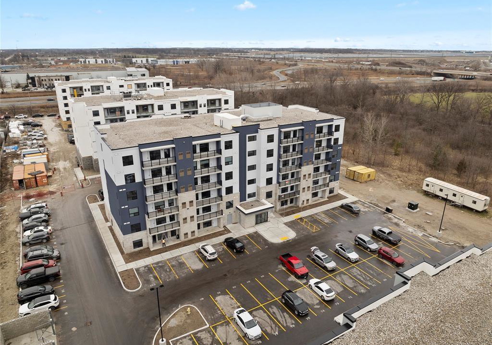 3370-stella-windsor-ontario-26011251