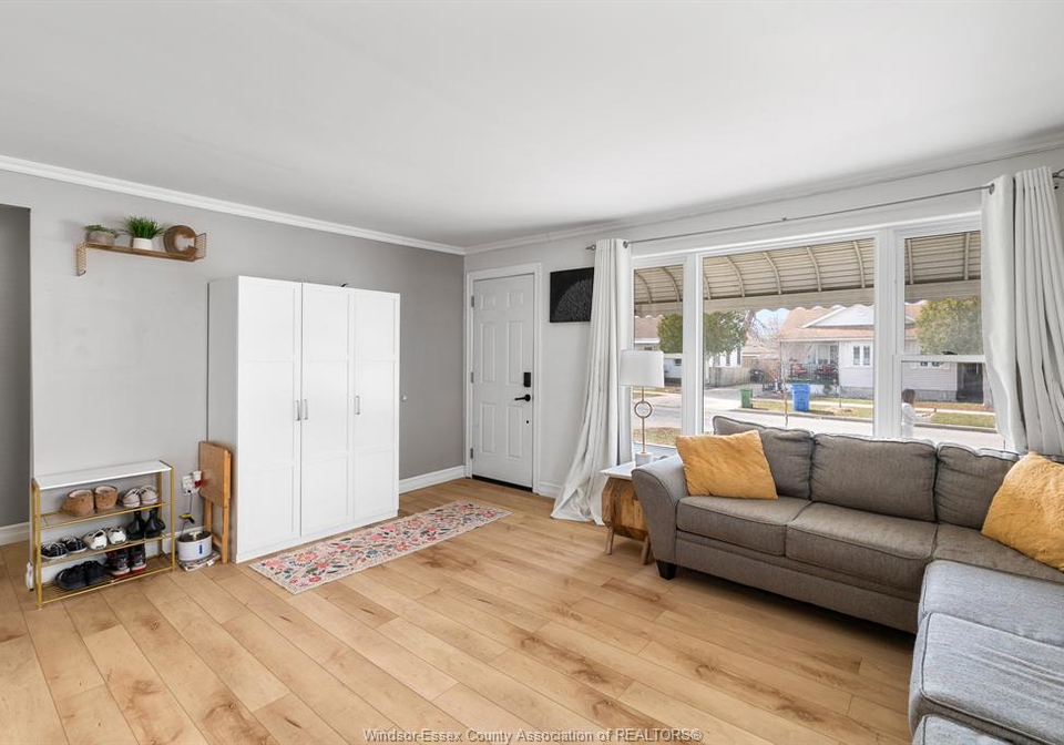 1522-westcott-windsor-ontario-26011258