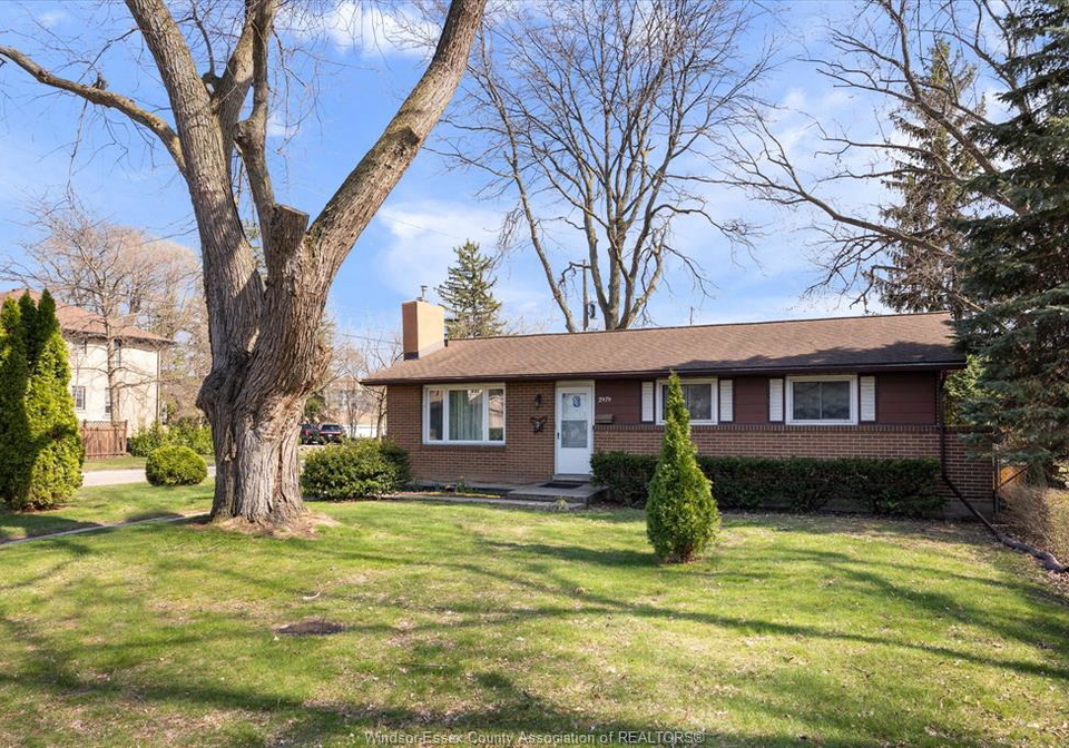 2979-orion-windsor-ontario-26011292