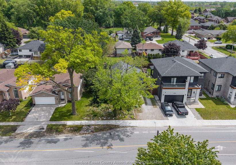 2168-dominion-boulevard-windsor-ontario-26011294