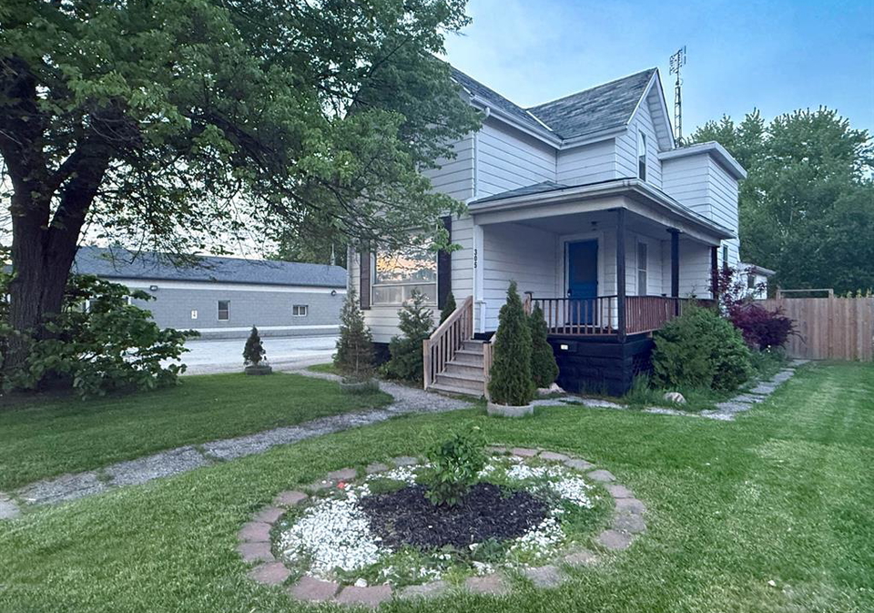 305-st-clair-street-chatham-ontario-26011295