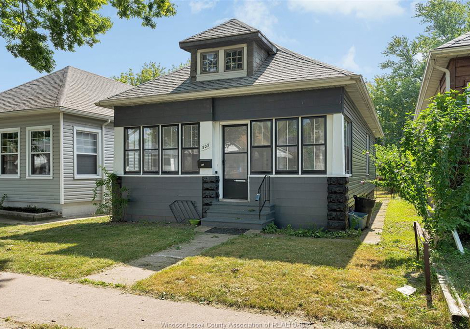 505-mckay-windsor-ontario-26011302