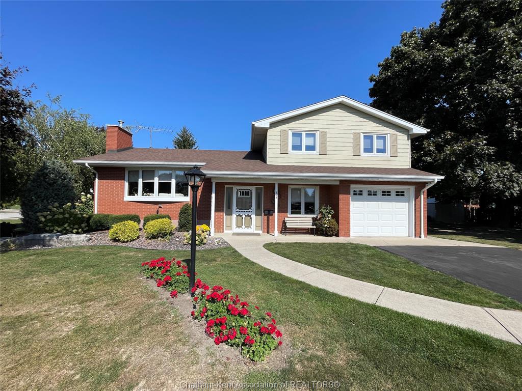 305-sandra-crescent-wallaceburg-ontario-26011307