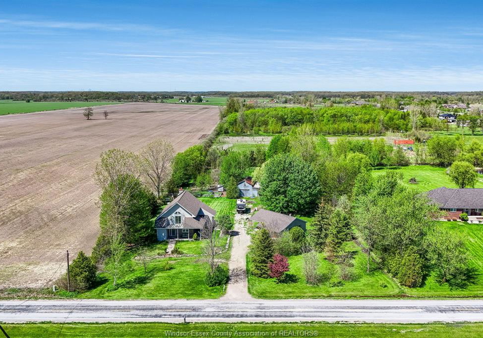 6318-concession-6-essex-ontario-26011369