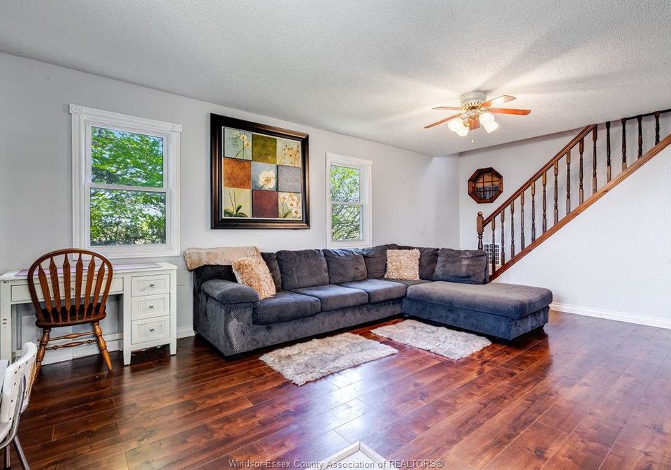 6318-concession-6-essex-ontario-26011369