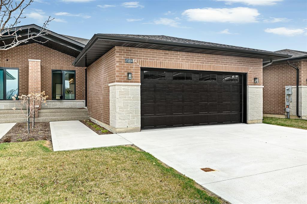 658-lily-mac-boulevard-windsor-ontario-26011371