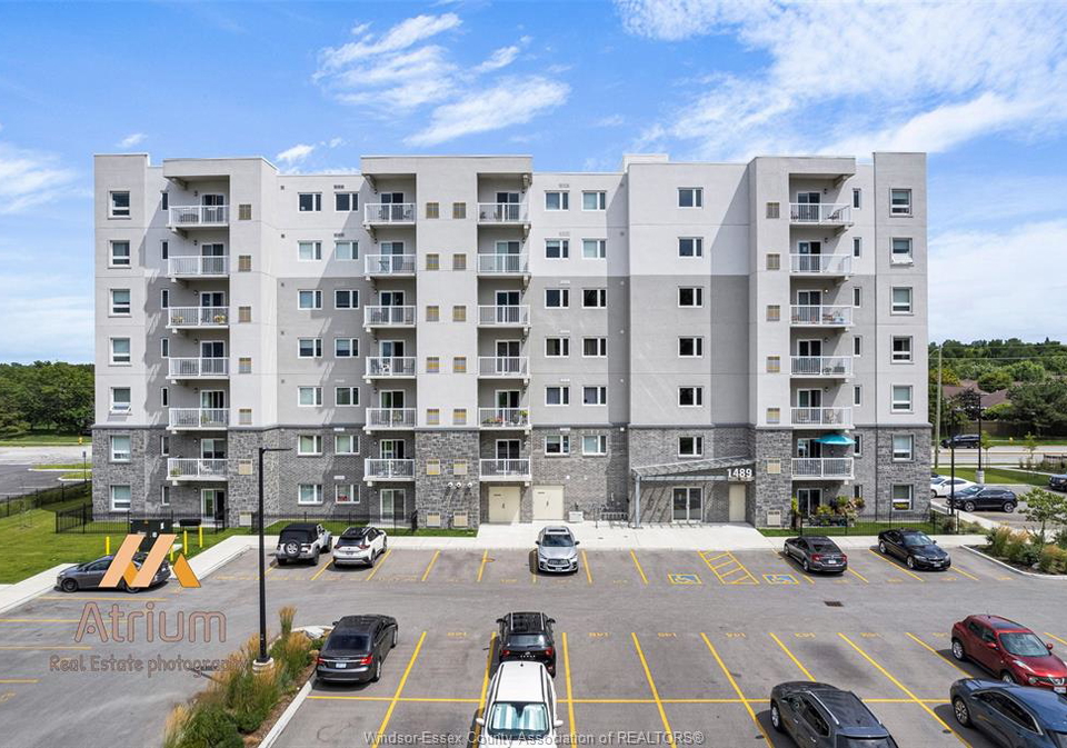 1489-banwell-windsor-ontario-26011381