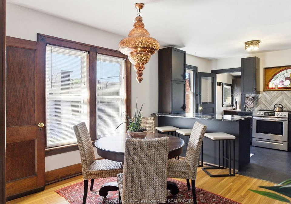 557-moy-avenue-windsor-ontario-26011382