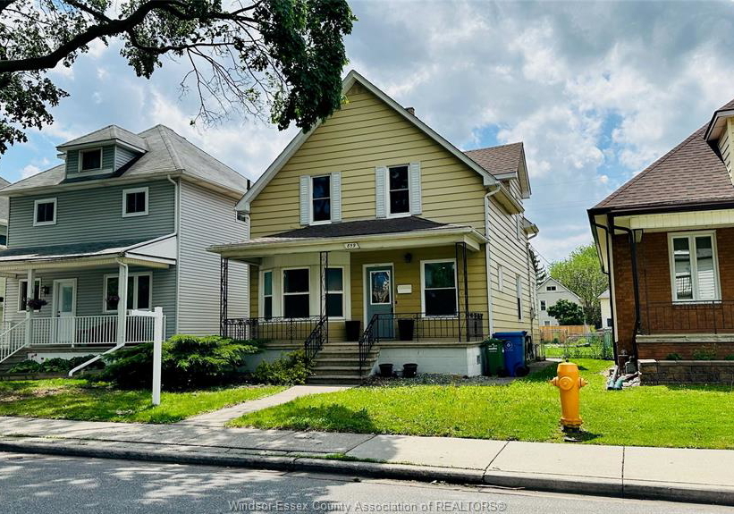 859-pierre-avenue-windsor-ontario-26011385