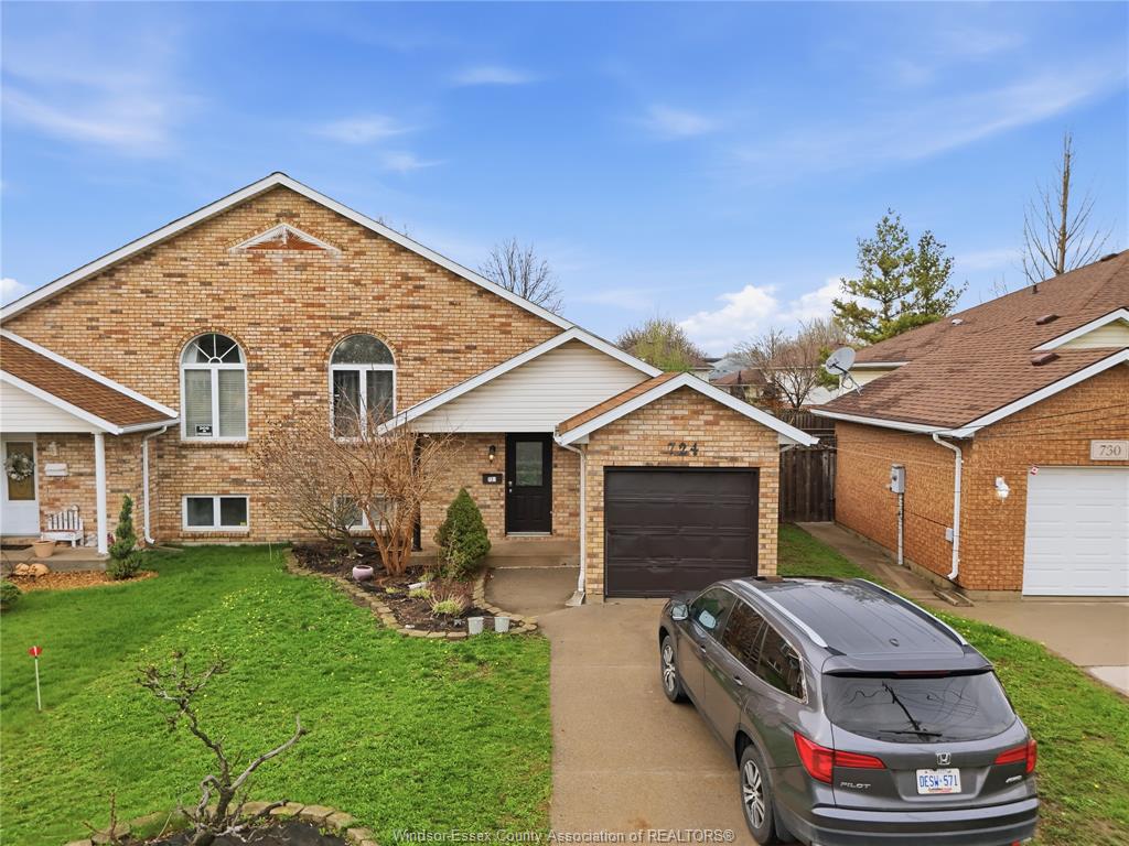 724-cabana-road-east-windsor-ontario-26011388