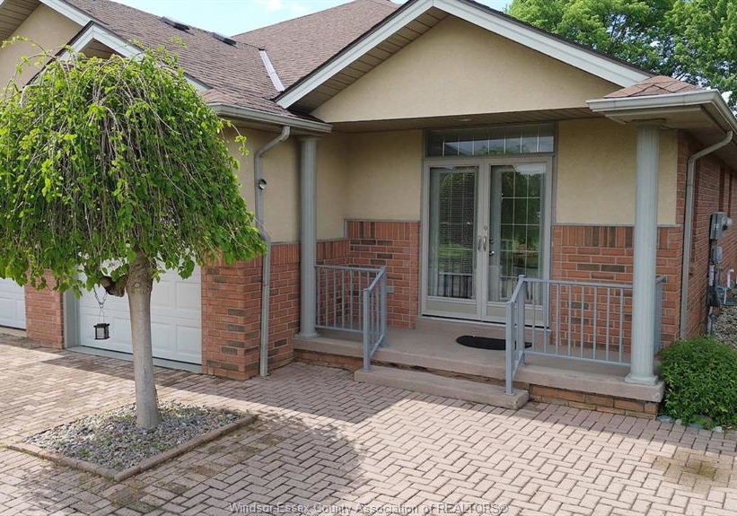 11908-brouillette-court-tecumseh-ontario-26011392