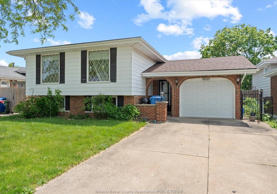 10575-mulberry-drive-windsor-ontario-26011394