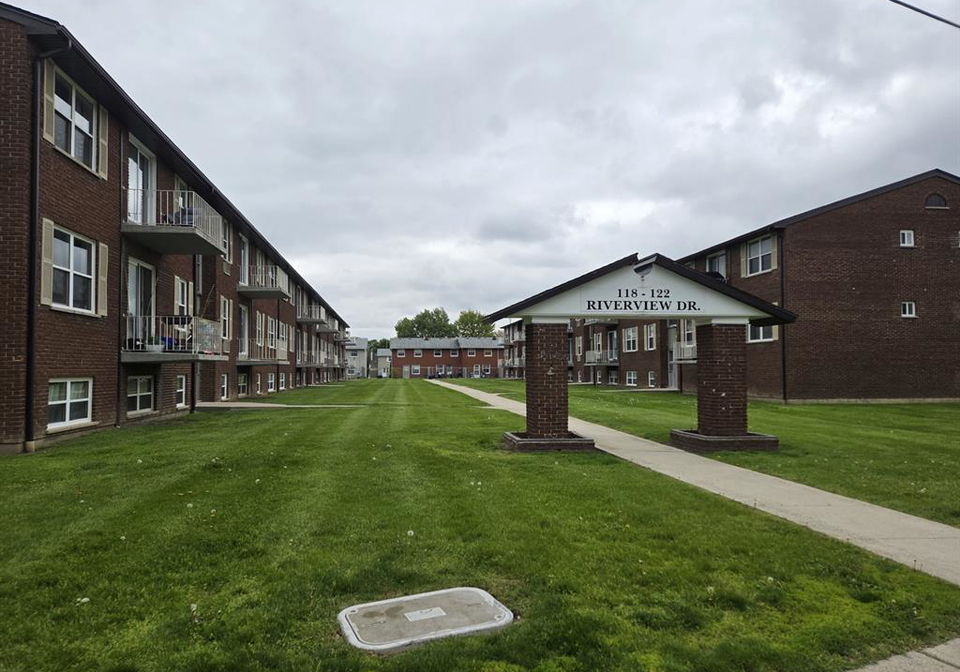 610-118-riverview-drive-chatham-ontario-26011419
