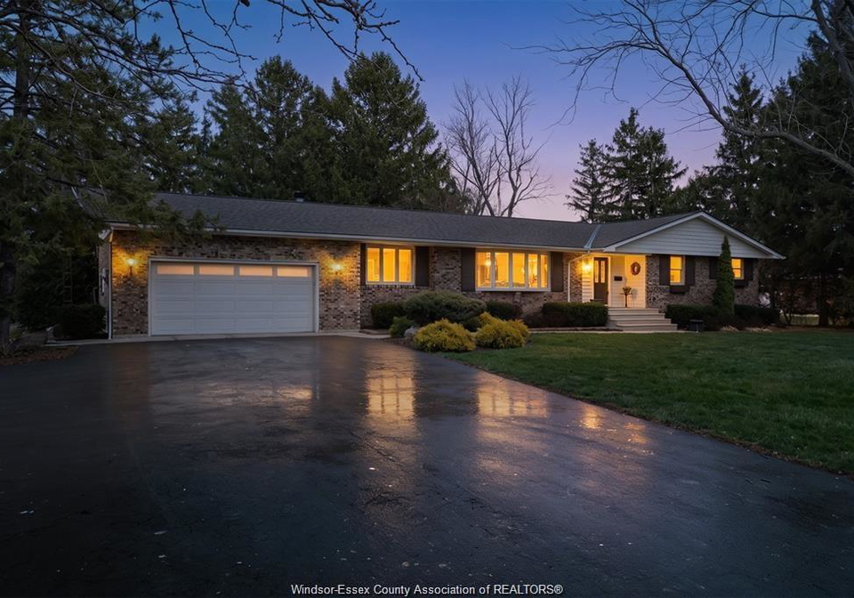 95-lapointe-street-lakeshore-ontario-26011433