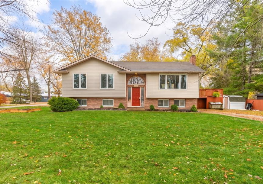 4547-william-street-plympton-wyoming-ontario-26011434