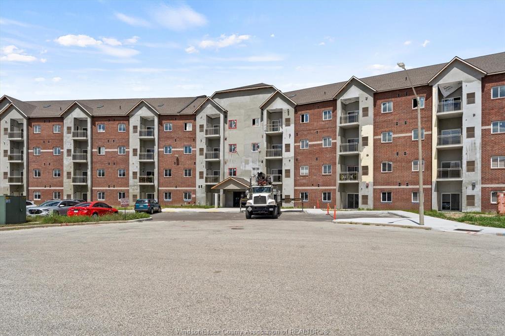 1888-westview-park-boulevard-lasalle-ontario-26011445