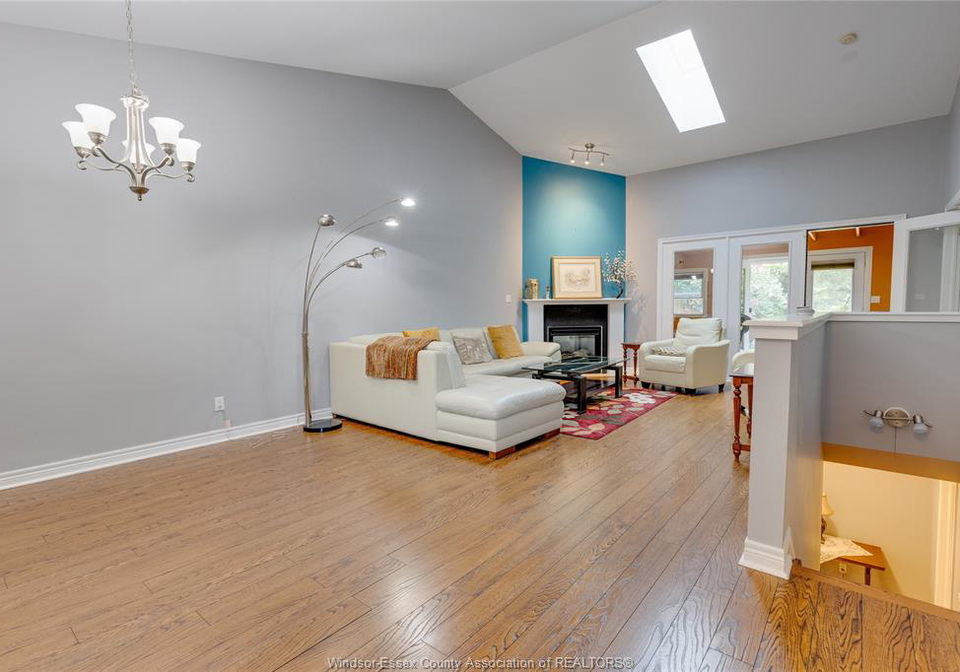 330-saddle-lane-kingsville-ontario-26011486
