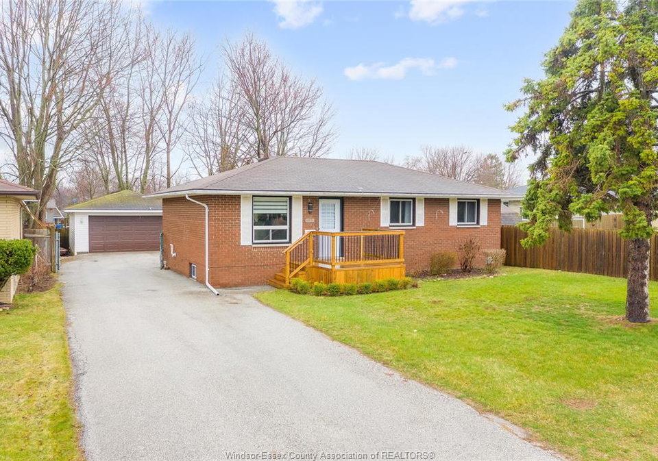 177-owenwood-kingsville-ontario-26011491
