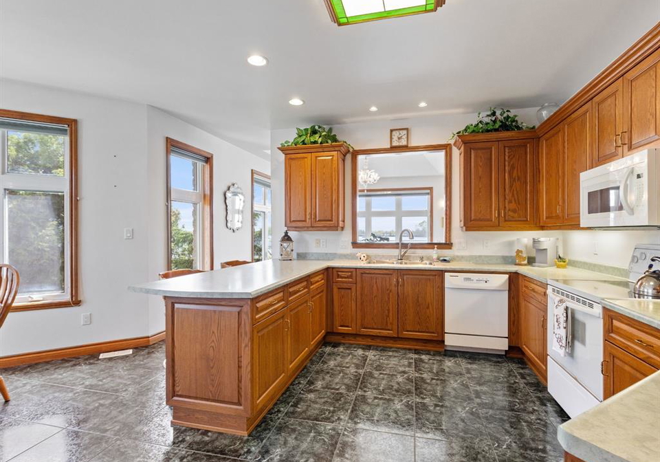 682-dalhousie-street-amherstburg-ontario-26011494