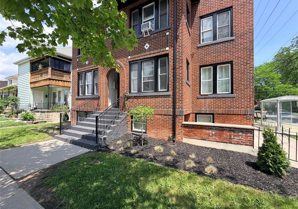 1094-lincoln-road-windsor-ontario-26011497
