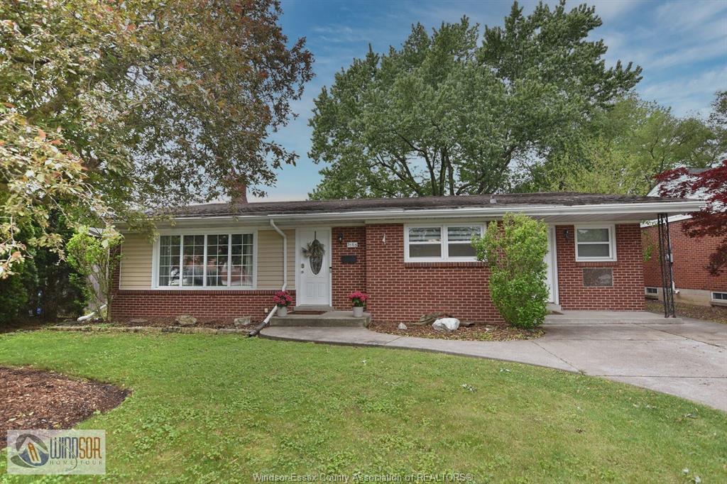 3165-virginia-park-avenue-windsor-ontario-26011510