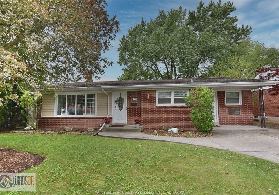3165-virginia-park-avenue-windsor-ontario-26011510