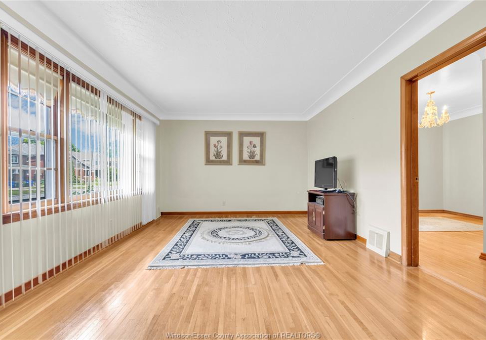 380-partington-windsor-ontario-26011512