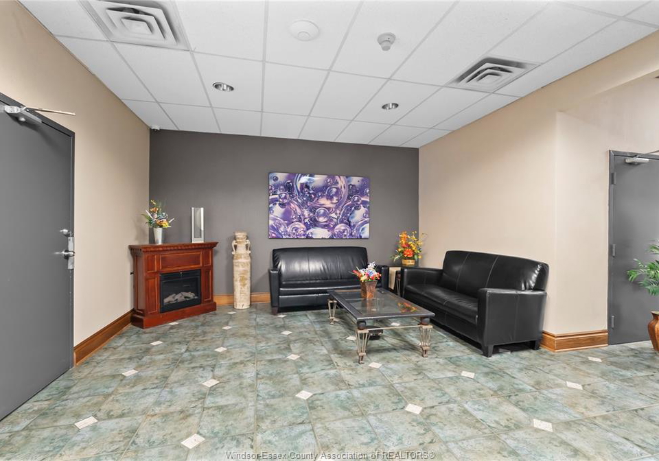 540-ouellette-avenue-windsor-ontario-26011532