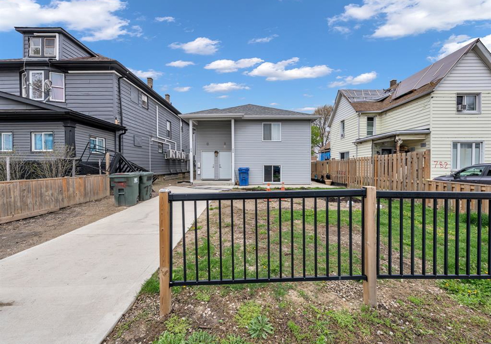 776-university-avenue-e-windsor-ontario-26011535