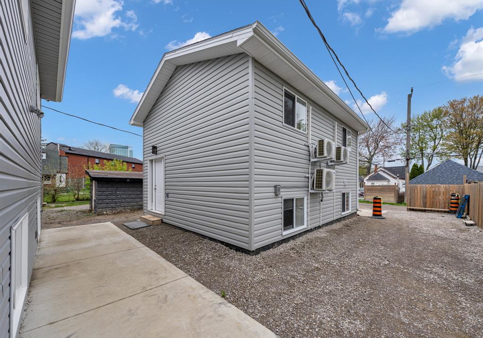 776-university-avenue-e-windsor-ontario-26011535