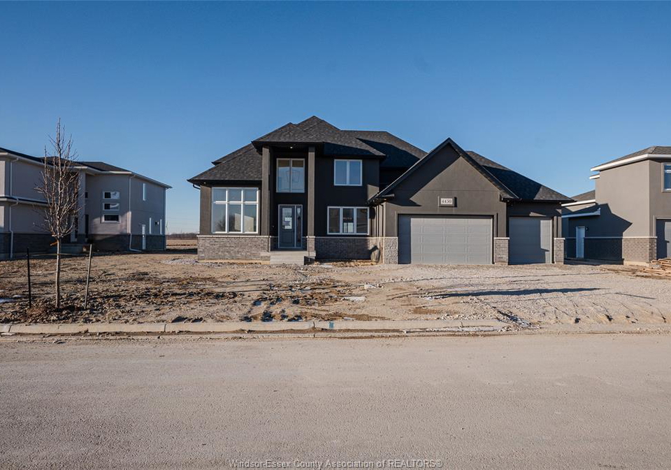 4430-belmont-comber-ontario-26011543