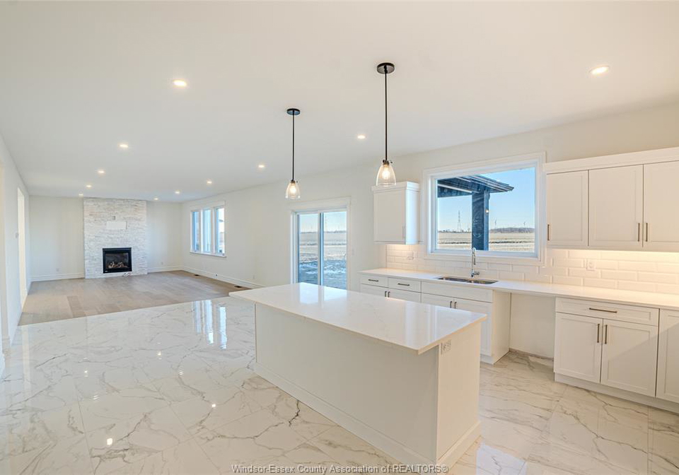 4430-belmont-comber-ontario-26011543
