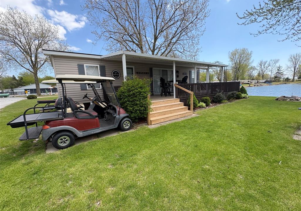 16-mulberry-lane-leamington-ontario-26011569