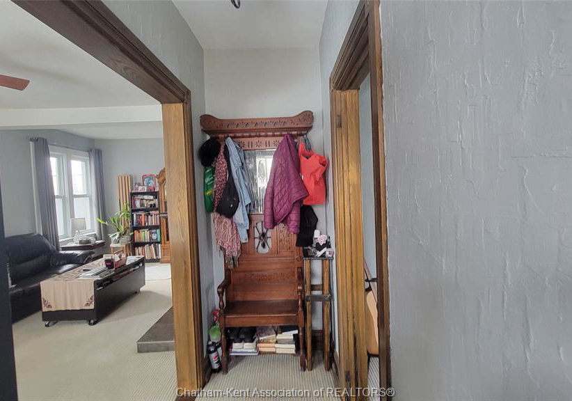 70-inshes-avenue-chatham-ontario-26011573