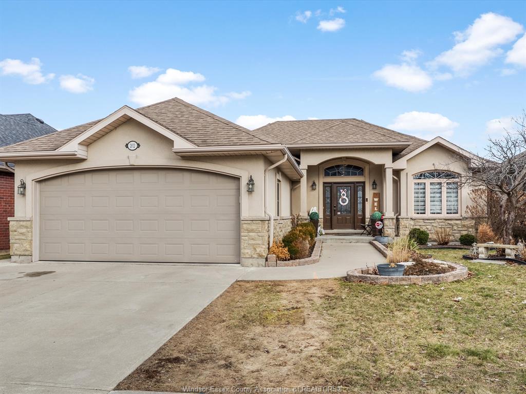 202-ellison-leamington-ontario-26011597