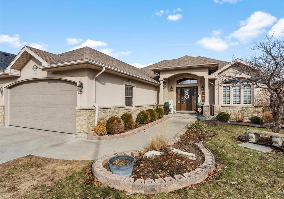 202-ellison-leamington-ontario-26011597