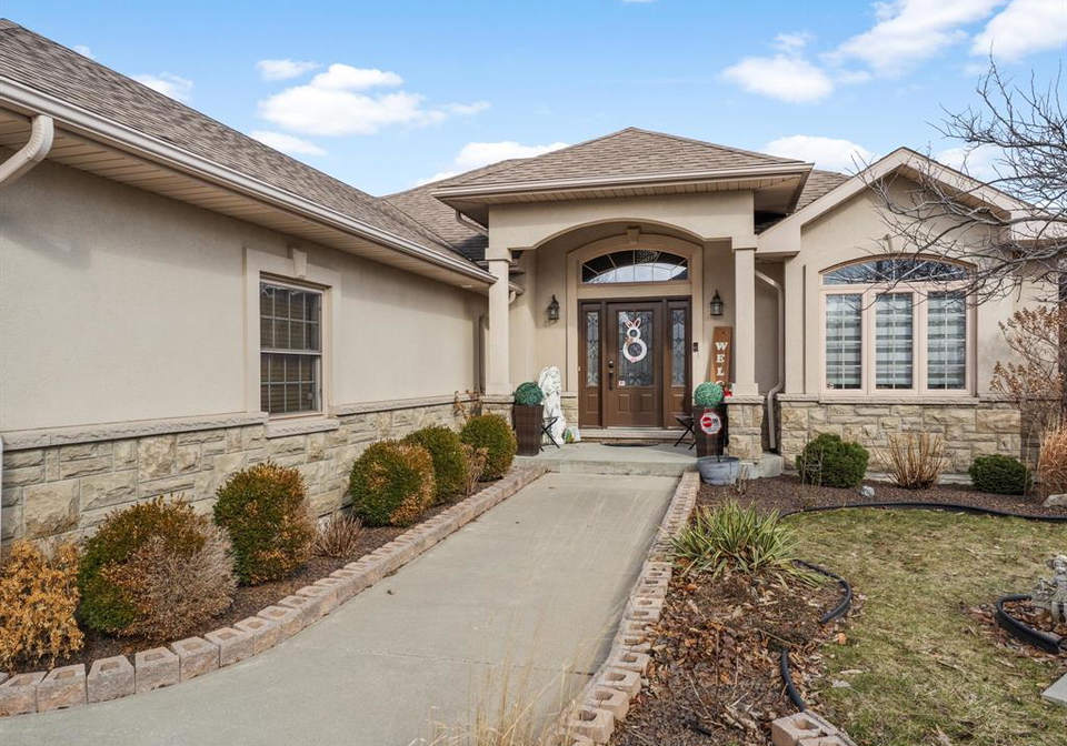 202-ellison-leamington-ontario-26011597