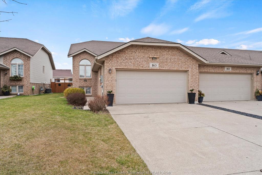 163-antonio-court-leamington-ontario-26011599
