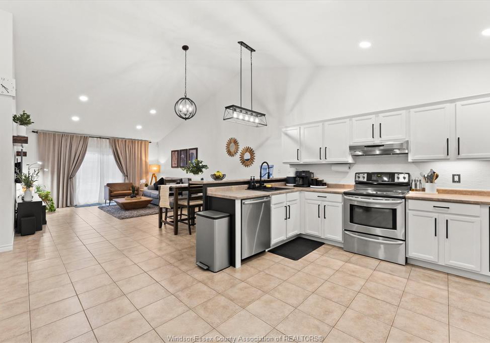 163-antonio-court-leamington-ontario-26011599