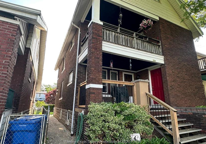 1550-bruce-avenue-windsor-ontario-26011611