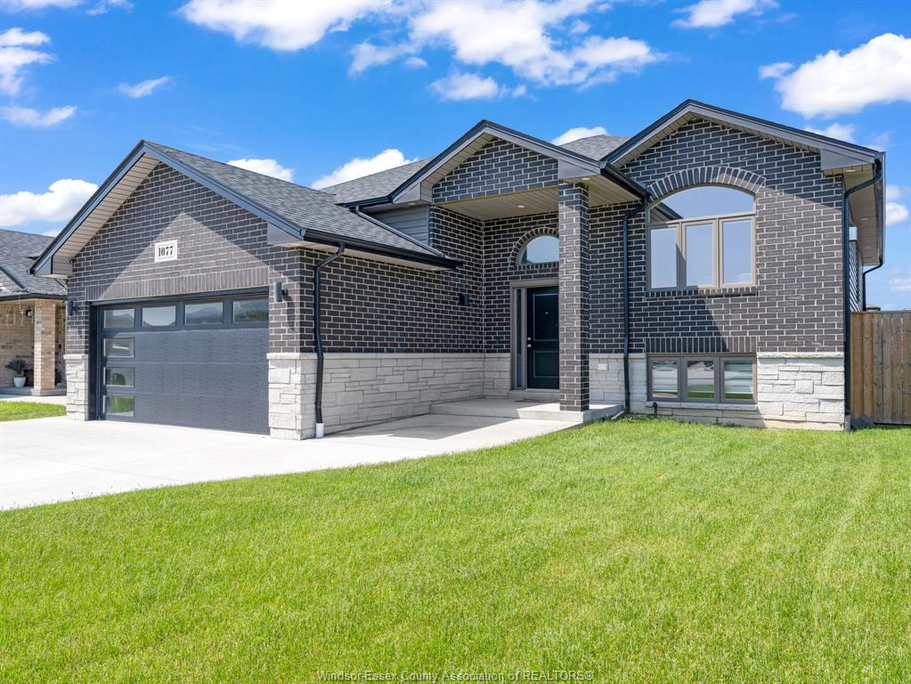 1077-icewater-avenue-windsor-ontario-26011621