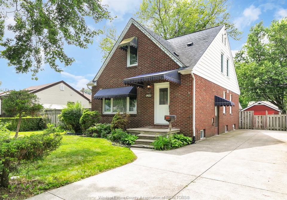 3736-vaughan-windsor-ontario-26011622