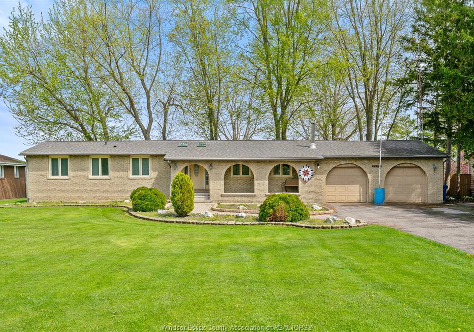 1468-county-road-27-lakeshore-ontario-26011624