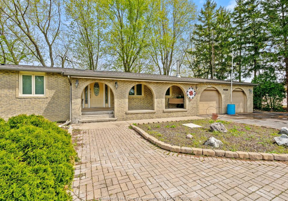 1468-county-road-27-lakeshore-ontario-26011624