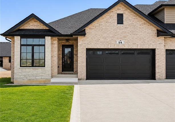 54-callams-bay-crescent-amherstburg-ontario-26011629