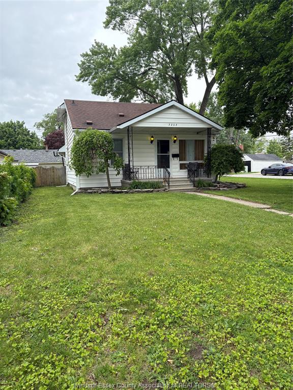 3203-byng-windsor-ontario-26011636