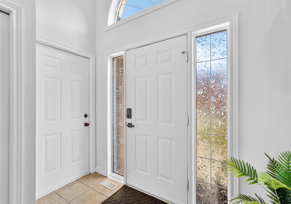3859-clara-avenue-windsor-ontario-26011649